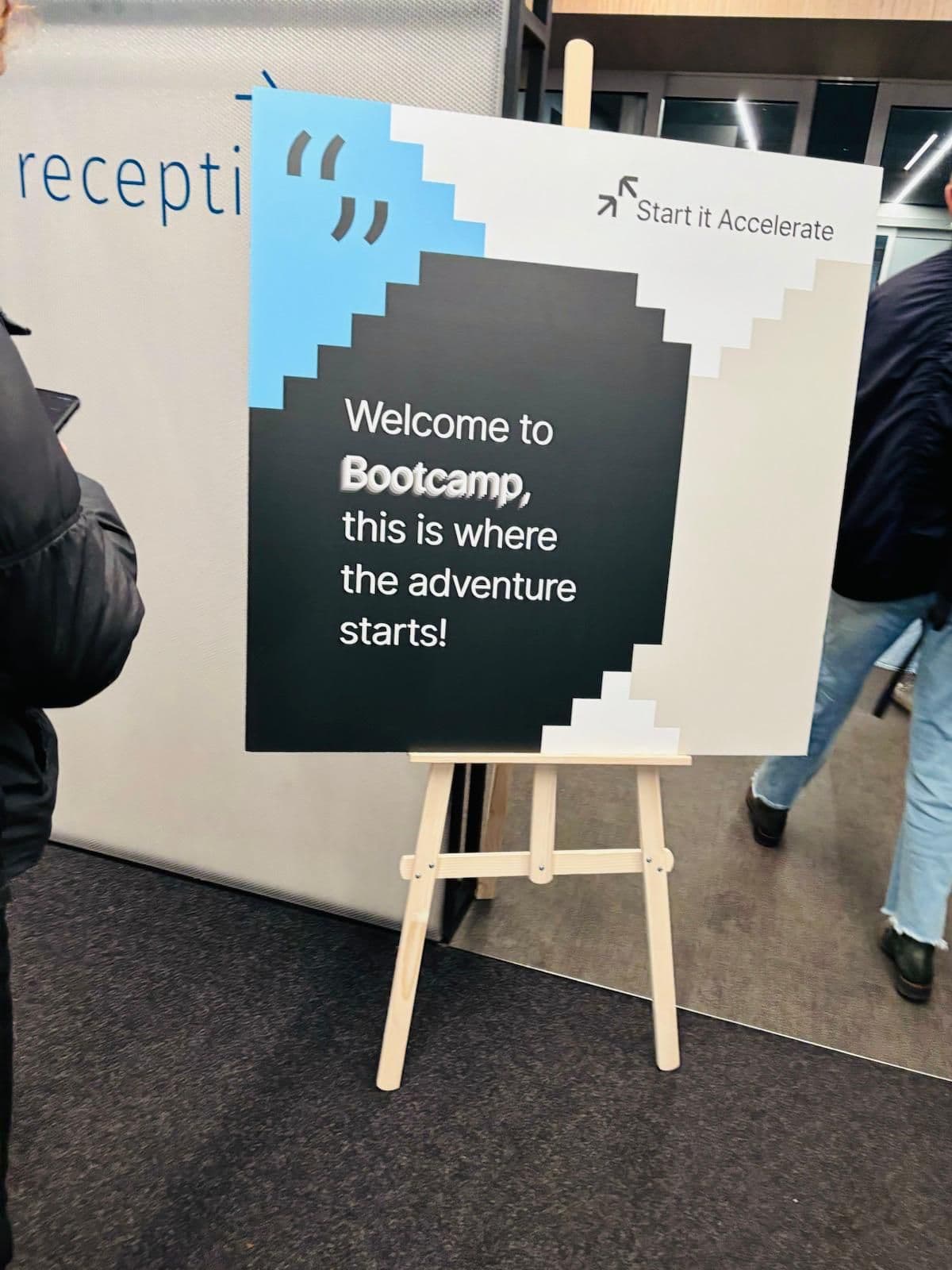 Start it Accelerate @KBC welcome board at the venue